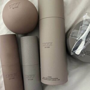 SKKN by Kim AHA Exfoliation Moisturizer Set - Cream and Gray